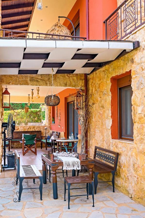 Villa Mariellie Néa Péramos Exterior foto